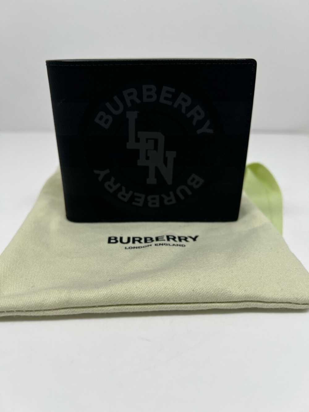 Authentic Burberry Nova Check Ldn Black Wallet Men Bibold Wallet